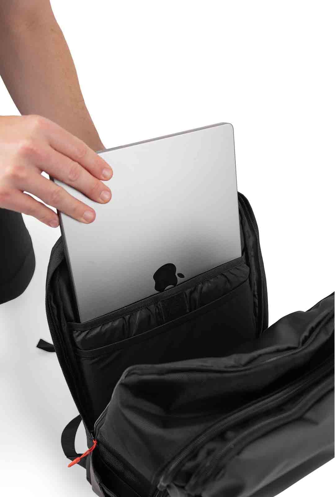 - 25L Team Rucksack in black – Bild 6